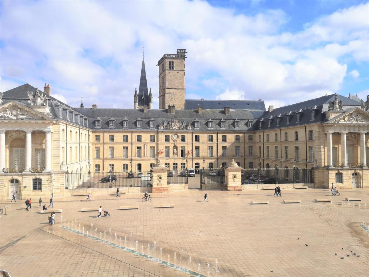 Le Dentan, Au Centre Historique De Dijon Apartment Exterior photo